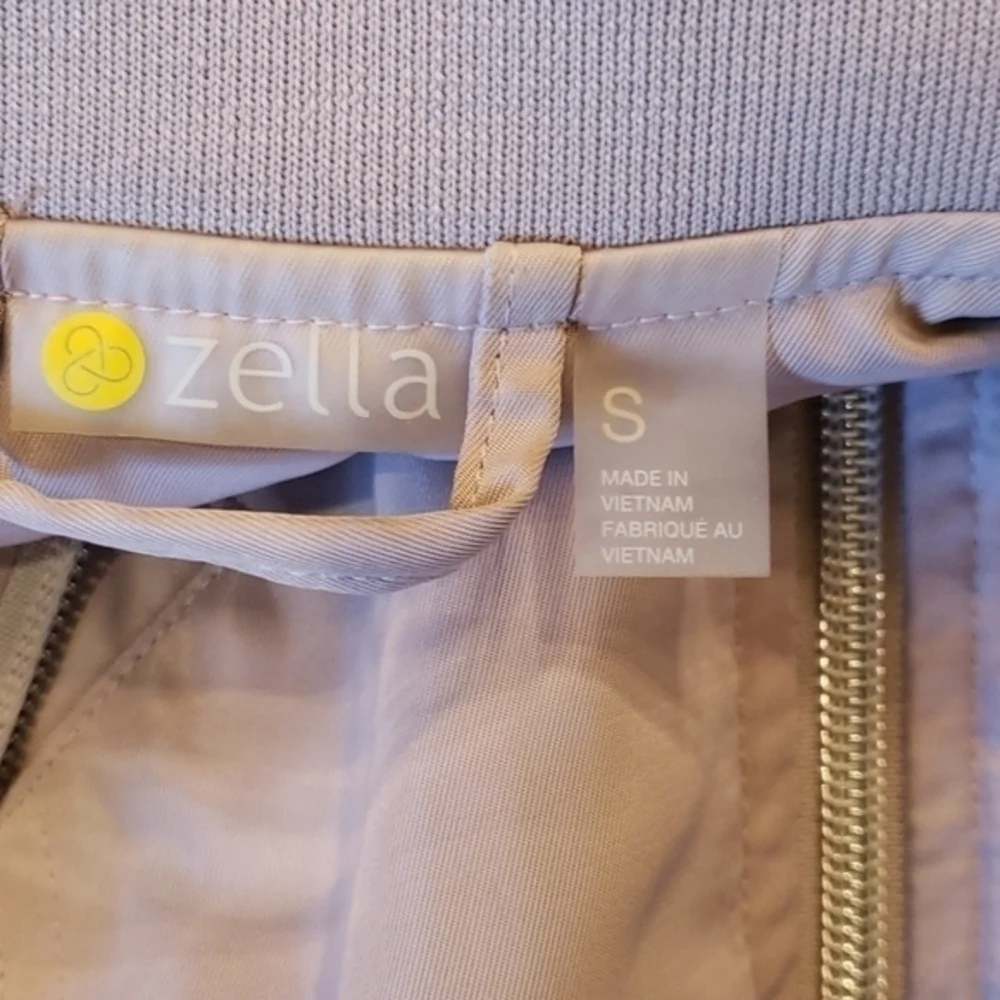 ZELLA  LAVENDER SATIN‎ BOMBER JACKET Size Small Pockets